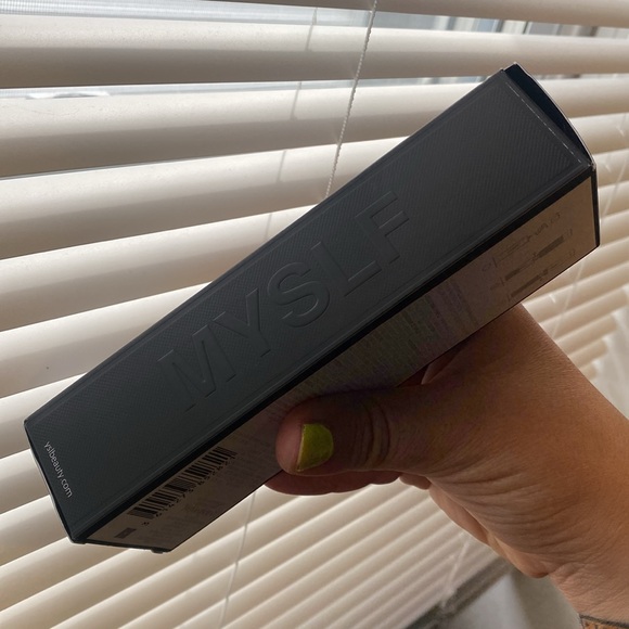 NIB Yves Saint Laurent MYSLF Eau de Parfum 2 fl oz - Picture 4 of 8